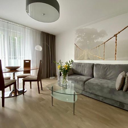 Aravel Suites Вроцлав Экстерьер фото