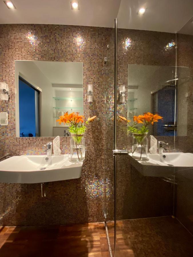 Aravel Suites Вроцлав Экстерьер фото