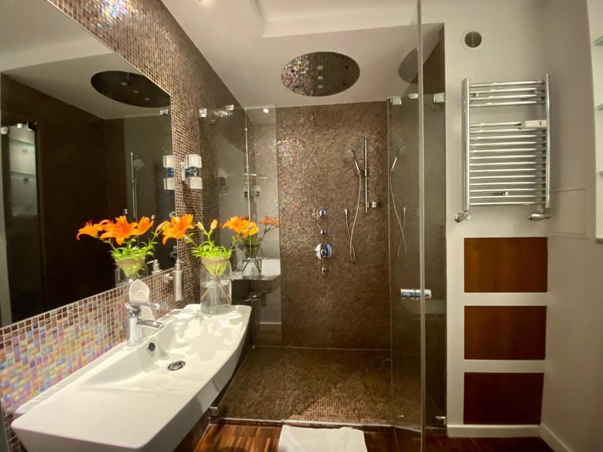 Aravel Suites Вроцлав Экстерьер фото