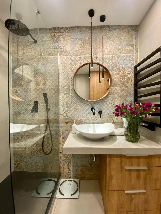Aravel Suites Вроцлав Экстерьер фото